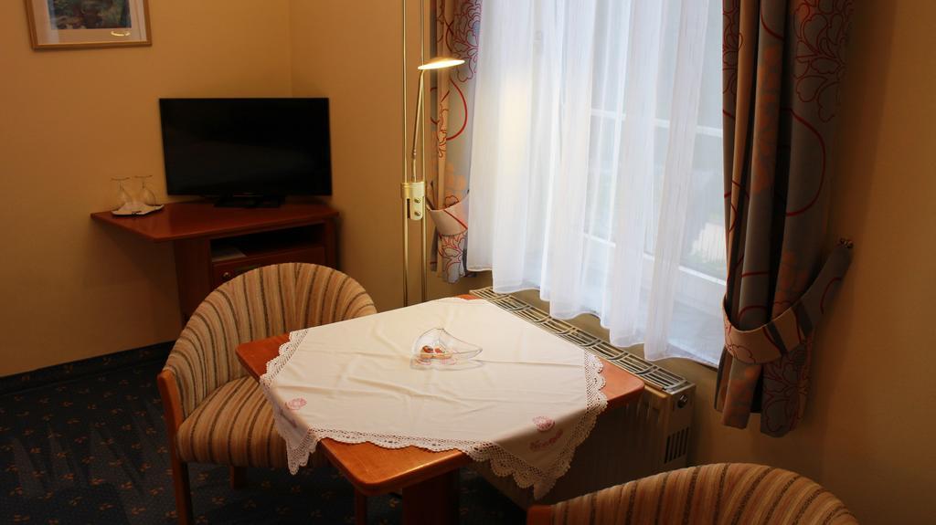 Hotel Josefa Salzburg Bagian luar foto